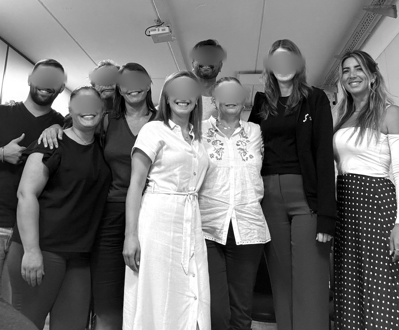 Magda Santos com uma turma de formação